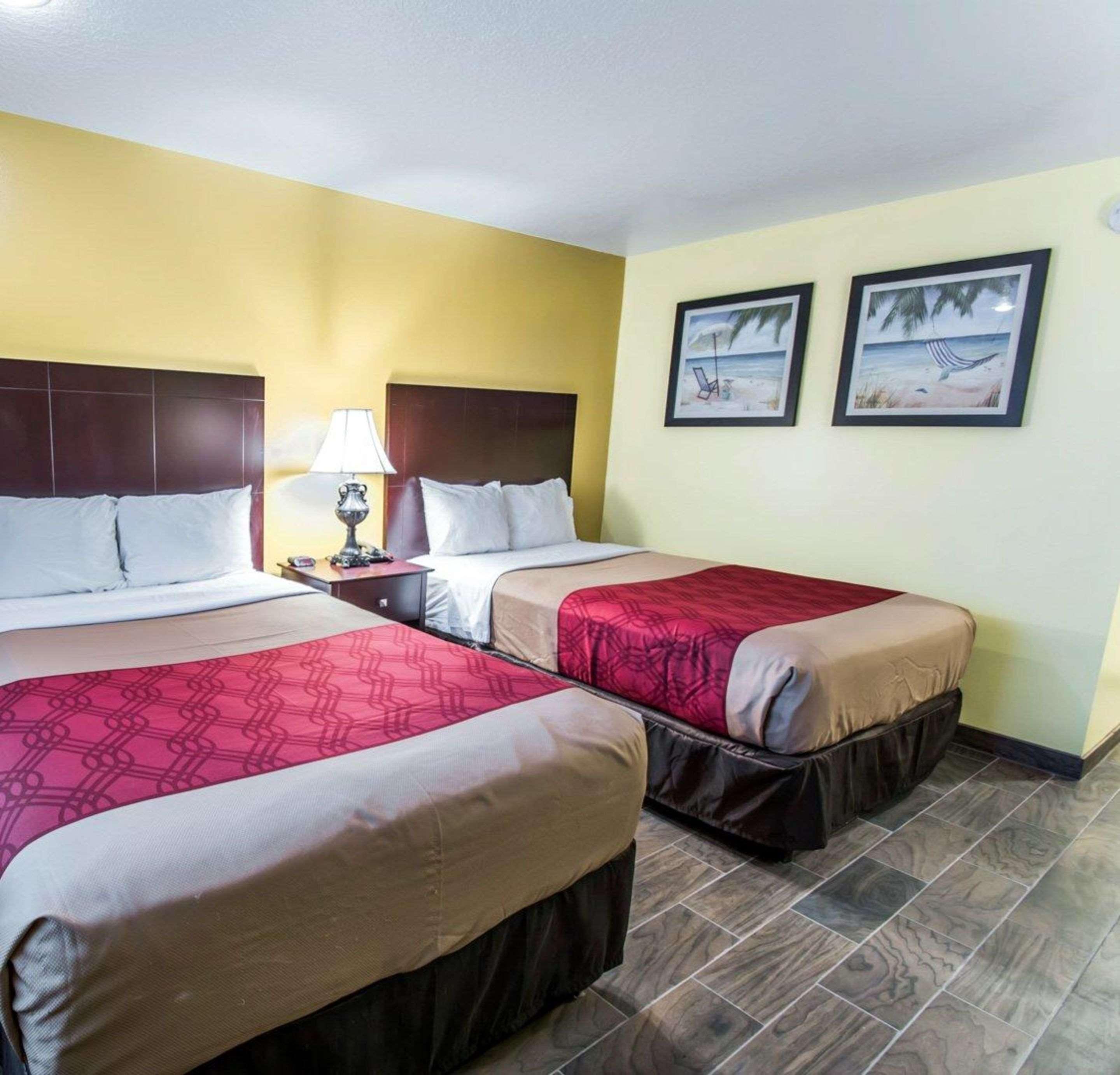 Econo Lodge Cocoa Beach - Near The Port Esterno foto