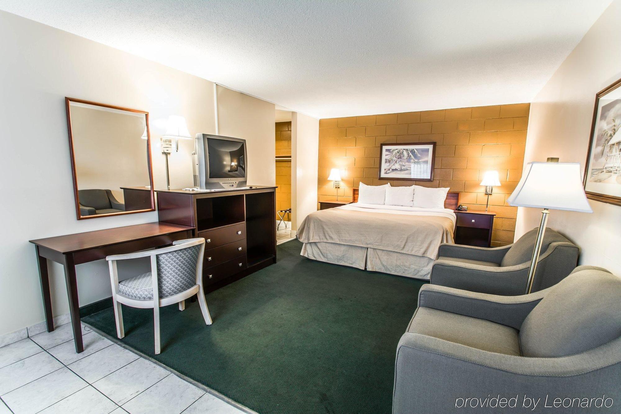 Econo Lodge Cocoa Beach - Near The Port Esterno foto