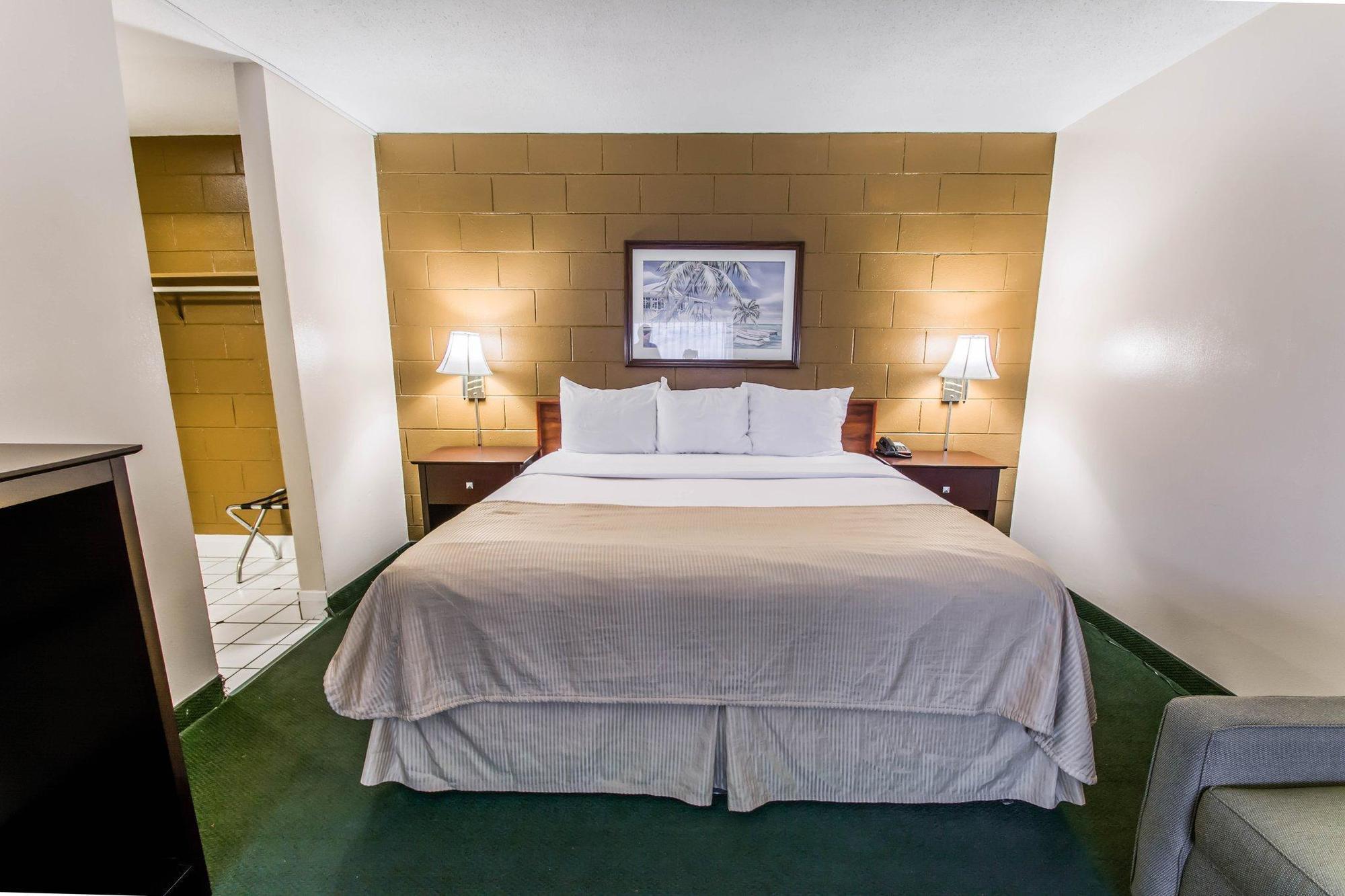 Econo Lodge Cocoa Beach - Near The Port Esterno foto