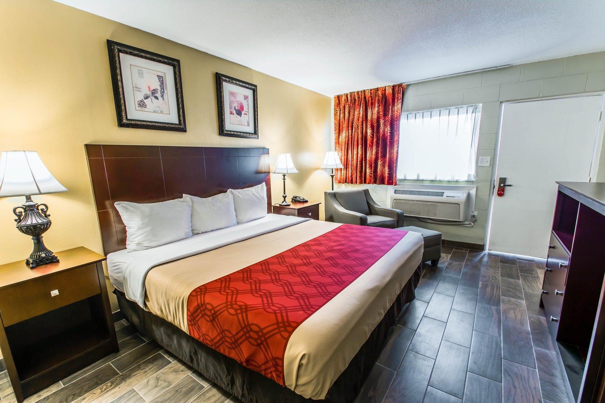 Econo Lodge Cocoa Beach - Near The Port Esterno foto