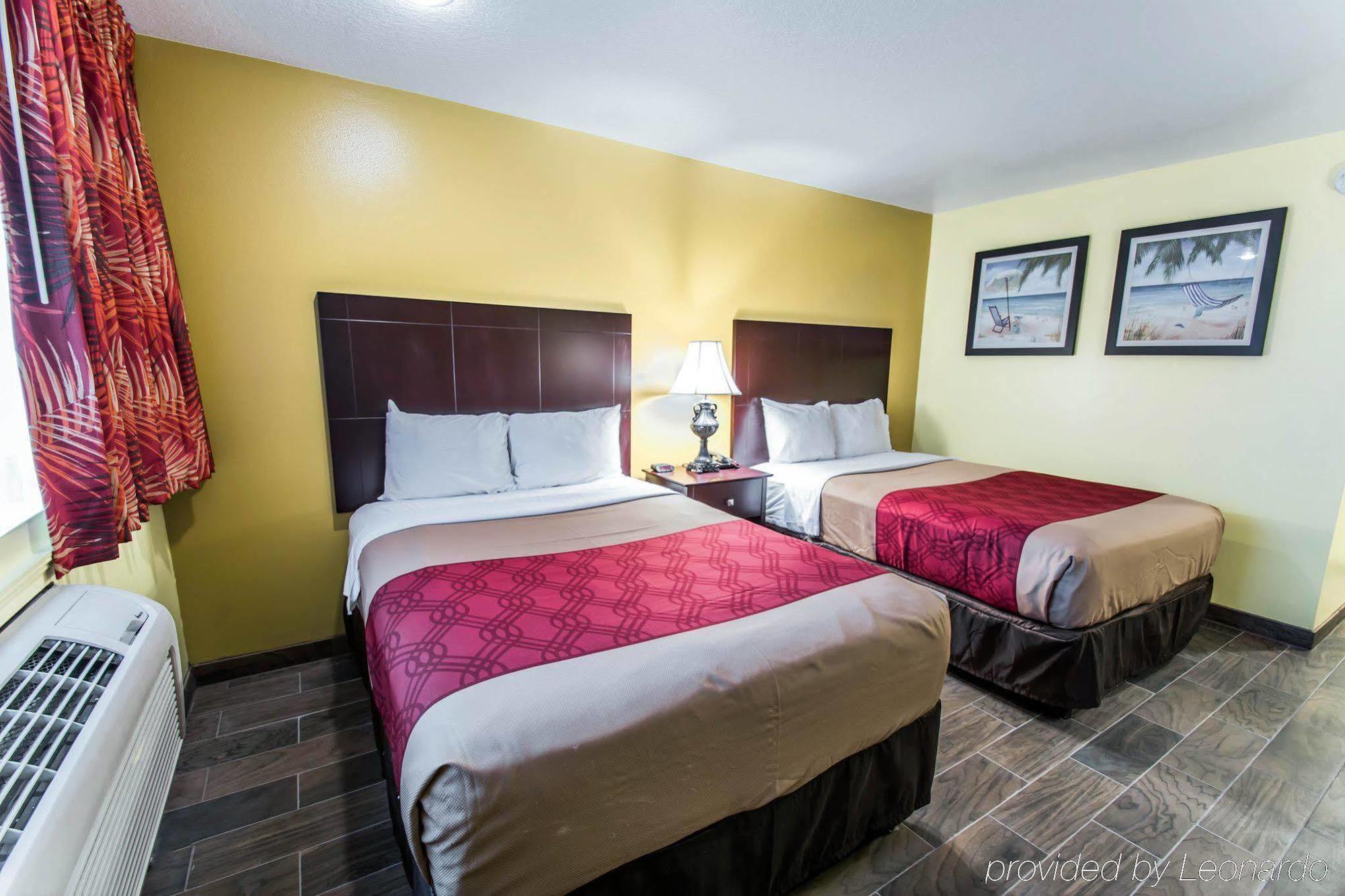 Econo Lodge Cocoa Beach - Near The Port Esterno foto